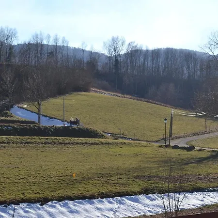 Charmante Petite Grange - 5 Couchages بيت للعطل *