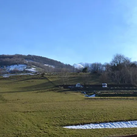 Charmante Petite Grange - 5 Couchages بيت للعطل *