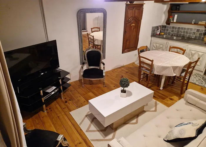 Charmante Petite Grange - 5 Couchages Semesterbostad *